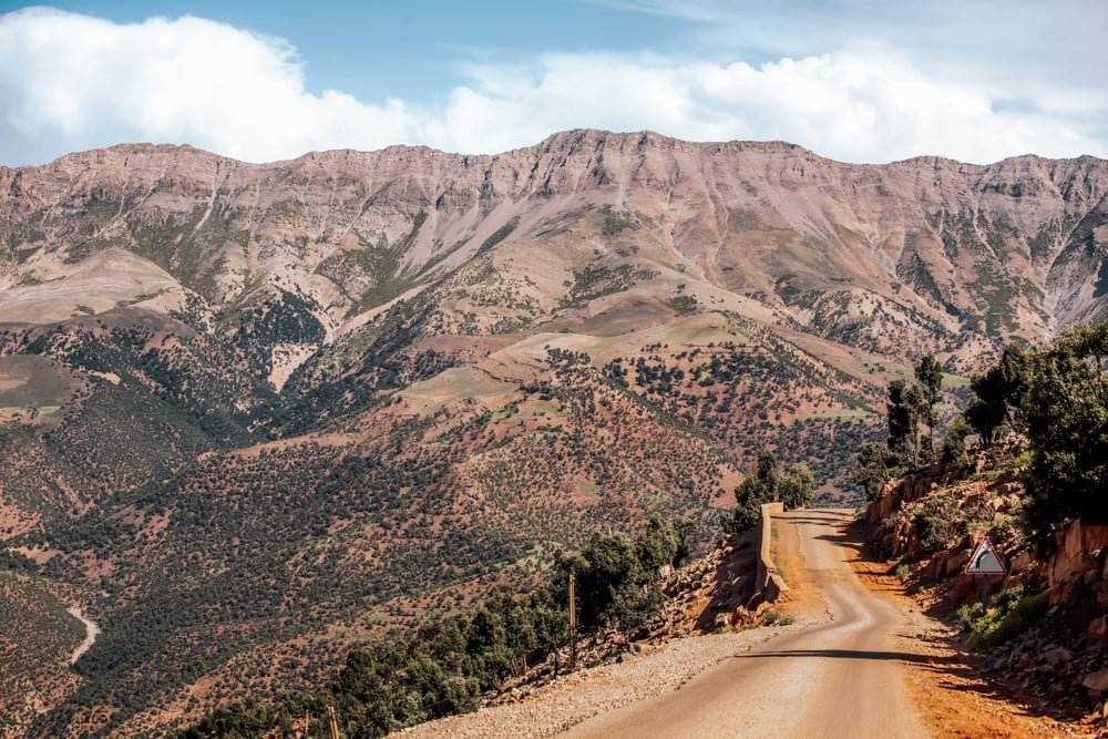 Driving in Morocco as a Tourist: Rules & License Guide
